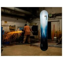 Planche Snowboard Lib Tech Cold Brew -Matériel De Ski Reduction 08914e33e78989cc5b4e11ae7908dc7861c1bacd H23LIBTBOA266430 905