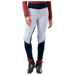 Pantalon Nordique Odlo Langnes Wmn Pants Dark Sapphire White -Matériel De Ski Reduction a9407b614fafd75d9adc23e8c99b9f859043e4e2 H23ODLOTTB2257656 4