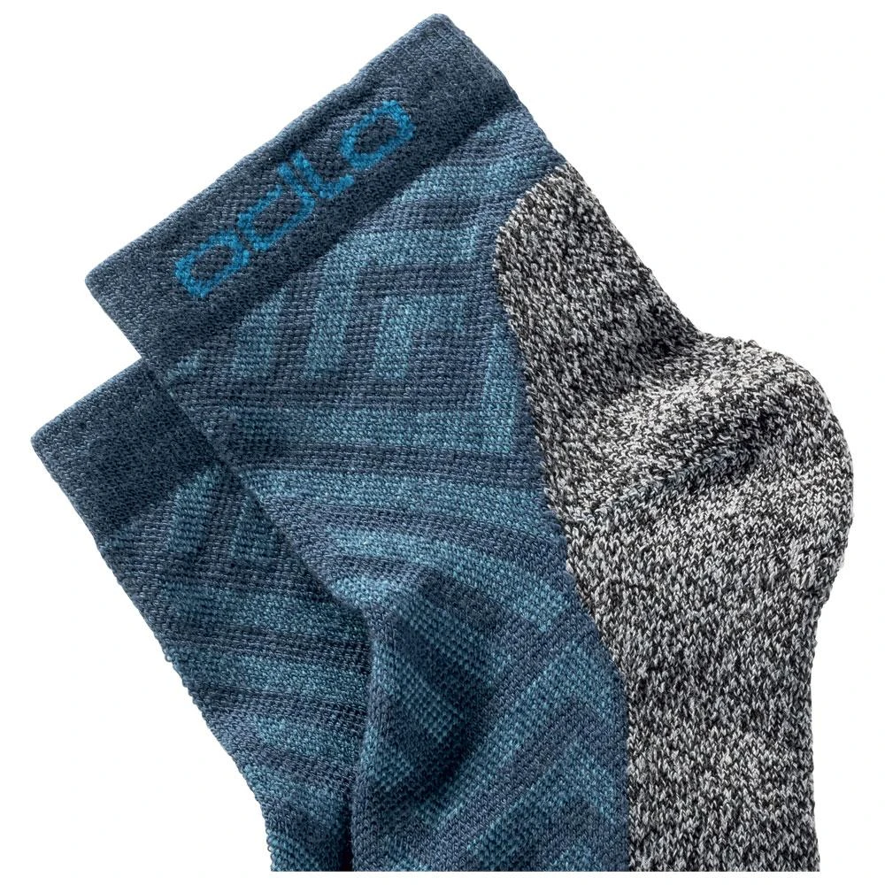 Chaussettes Nordique Odlo Active Warm Hike Quarter Deep Dive/Stunning Blue 5 Chaussettes Nordique Odlo Active Warm Hike Quarter Deep Dive/Stunning Blue – Image 3